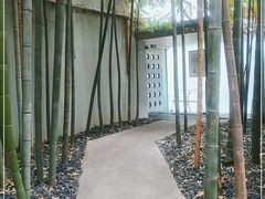 -穹六人间 people 6(岳阳路店)