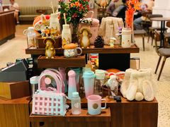 零售区-星巴克臻选(广州沙面店)