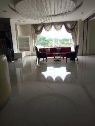 点击看大图 -挪娅婚纱摄影皇家会所