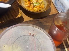 -有红鸡毛店·砂锅菜(抚琴夜市店)