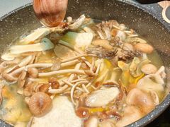 -菌自在·云南野生菌火锅(长安万达店)