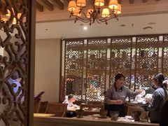 -雍和会海鲜姿造自助(湖东路店)
