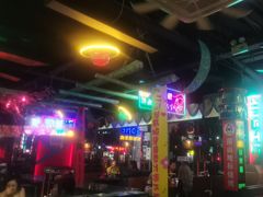 -路边边.炒菜烧烤.音乐餐厅(良乡长虹店)