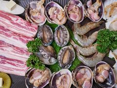 黑猪套餐-海抱猪