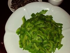 清炒苦瓜-何氏排骨(左家塘店)