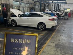 -上海格林威汽车销售有限公司(嘉定店)