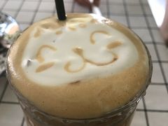 -海边的猫和咖啡馆