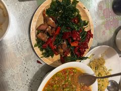 -蜗牛小馆醉乡民谣云南菜(惠新西里店)