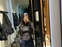 -lululemon(上海浦东IFC店)