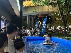 -瑞虹新天地月亮湾