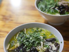生包鸡汁米线-越洋肖氏老米线(杨家坪店)