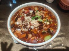 -东口码头·烧鸽子·鱼头泡饼·地方菜(金鹰悦城店)
