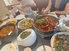 -万重锦·人文川菜馆(骡马市店)