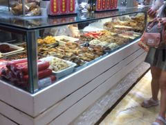 面包甜点陈列柜-泰康食品(南京东路店)