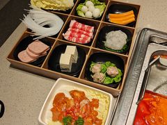 -海底捞火锅(奉化银泰店)
