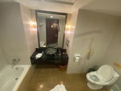 -顺德君豪酒店(佛山容桂渔人码头店)