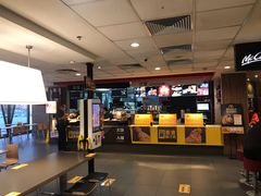 -麦当劳(哈西万达店)