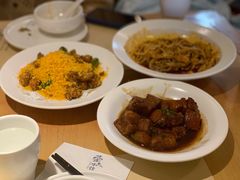 阿婆红烧肉-荣小馆(椒江青悦城店)