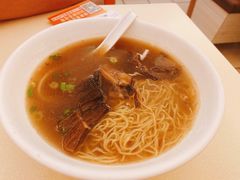秘製牛腩孖筋湯麵-永盈茶餐厅(江南大道中店)