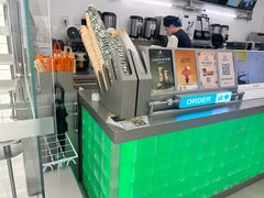 -沪上阿姨·臻选茶饮(上海环球港店)