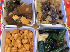 -闯关东东北农家菜(崂山石老人店)
