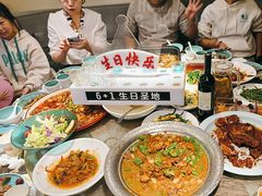 -巴特餐饮6加1音乐餐吧·新疆菜