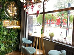 -ZING COFFEE 镜咖啡