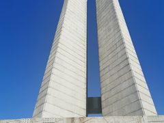 -唐山抗震纪念碑广场