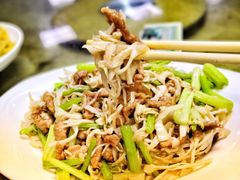 野山菌炒肉丝-西大酒店