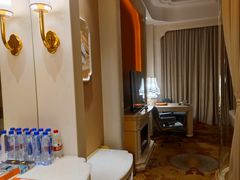 -上海白金汉爵大酒店(大零号湾国际会议中心店)