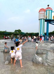 -季高兔窝窝亲子园(上海薰衣草公园店)