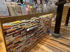 -猫的天空之城概念书店(杭州南宋御街店)