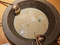 -咕嘟草帽鱼·牛奶一样的鲜鱼汤(天鹅湖万达广场店)
