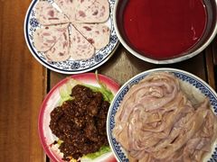 -沸炉重庆老火锅(军事博物馆店)