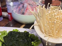 -唇辣号重庆老火锅(燕郊鑫乐汇店)