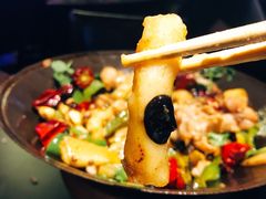 -西街夜油条·麻团包乌饭