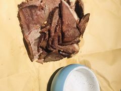 古法盐蘸牛肉-老头儿油爆虾·知味杭州(爱琴海购物中心)