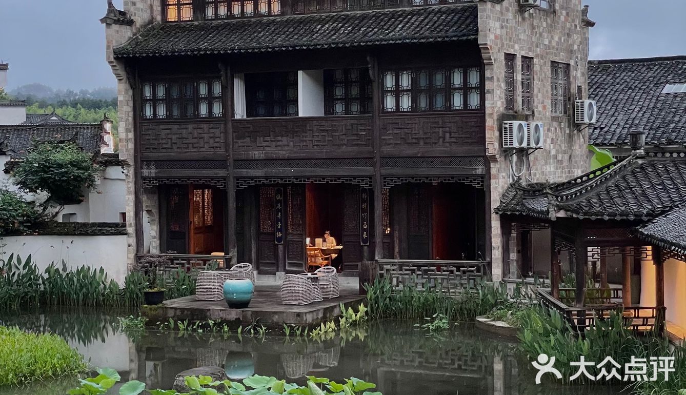 误入仙境❗️被雨困住在山里隐居了两天