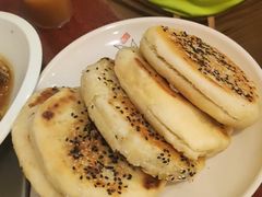 -聚首堂·特色小吃·肘子(什刹海德胜门店)