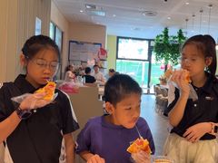 -必胜客(WOW中心城店)