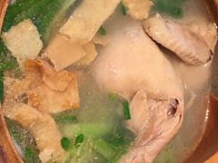 -刀小蛮半只鸡过桥米线(家乐福四元桥店)