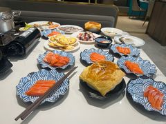 -金马门国际美食百汇(珞喻路店)