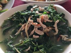 上汤桑葚芽-正宗高流河饭店原创风姜鸡