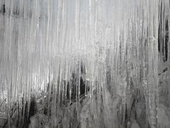 -大平台龙居瀑布旅游区