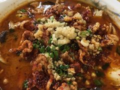 -芳芳餐厅(白沙路店)