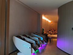 -涨巢·潮玩水疗局