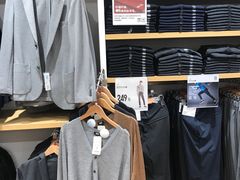 -优衣库(上海颛桥万达广场店)