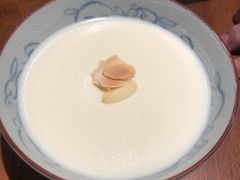 杏仁豆腐-山杏yama-katsu·吉列炸物
