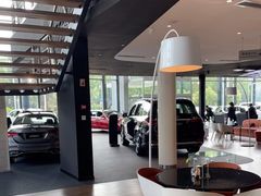 -宁波宁兴新宇奔驰4S店(庄市店)