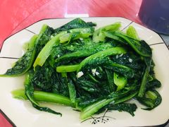 炒时菜-银峰农庄·特色烧鸡·鲜无花果浸鸡